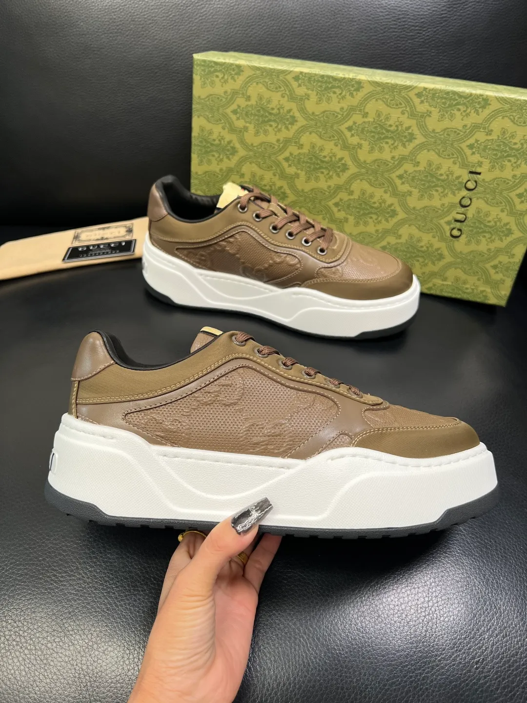 Men's shoes 💰840 Gucci high quality top crafts Gucci counter new original factory configuration, imported cowhide fabric from Italy, imported cowhide lining, breathable and comfortable, sole: original factory special supply original sole super comfortable, original factory and single goods, welcome to compare, code number 38-44 (customized 45 46)